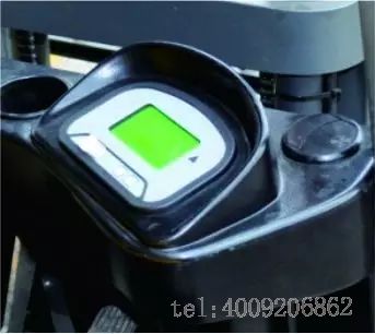 三支點電動叉車(圖2) 三支點電動叉車(圖2)